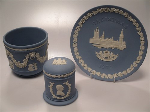Lot 72 - A large collection of Wedgwood Jasper wares,...