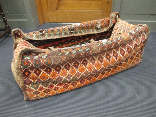 Lot 468 - A Quashqai cargo bag with leather handles and...
