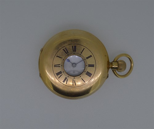 Lot 187 - An unsigned continental gold half hunter pocket watch