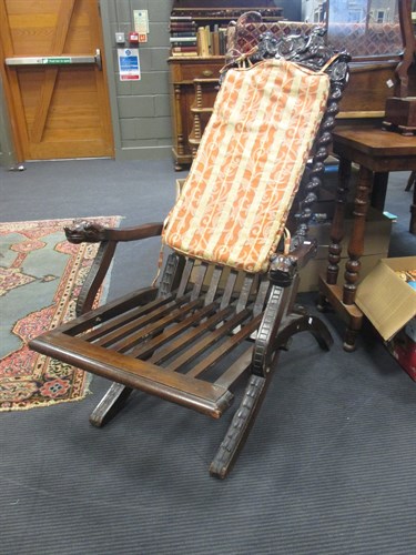 Lot 464 - A 17th century style Dutch stained beech...