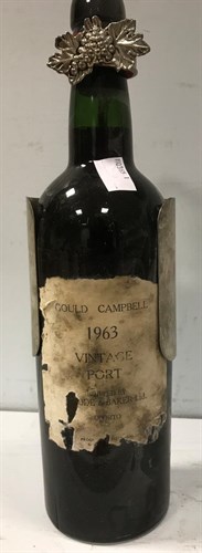 Lot 94 - Gould Campbell vintage port 1963, one bottle,...