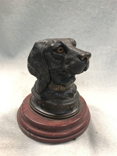 Lot 306 - A 19th century bronze inkwell cast as a hound's head