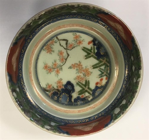 Lot 109 - Japanese bowl