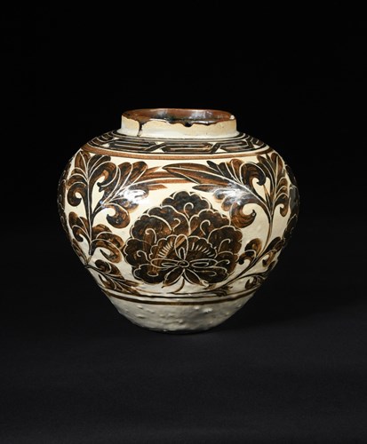 Lot 29 - A Jin dynasty Cizhou Sgraffiato jar