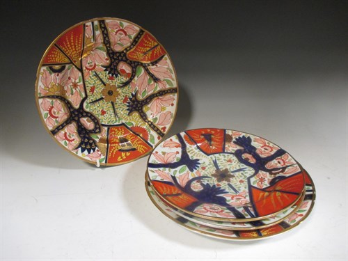 Lot 1 - Four English early 19th century painted imari...