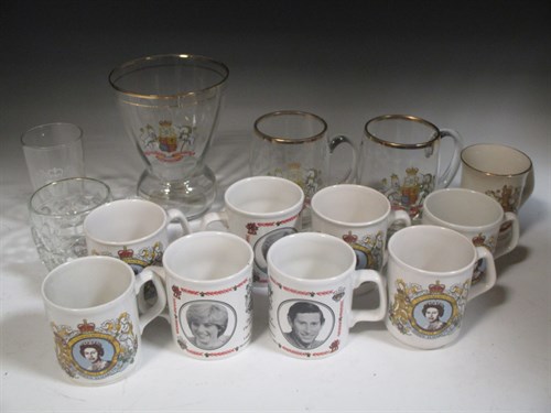 Lot 27 - Misc glass and china, including Royal memorabilia