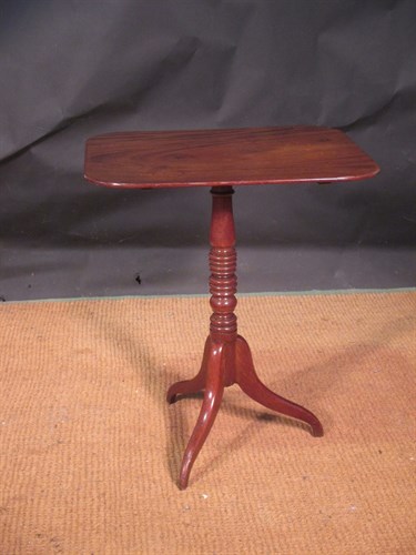 Lot 345 - A Regency mahogany pedestal tripod table on...