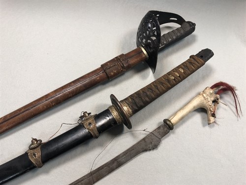Lot 258 - A Second World War military issue Japanese Katana
