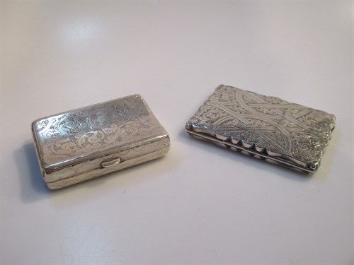 Lot 186 - A silver calling card case and a cigarette...