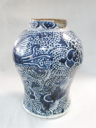 Lot 65 - A blue and white baluster vase, late 18th...