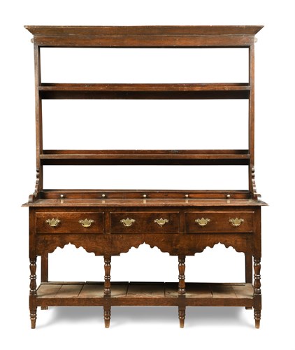 Lot 391 - A late 18th century oak dresser