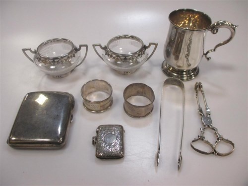 Lot 143 - A collection of silverware including a pocket...