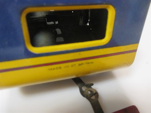 Lot 33 - Tinplate Clockwork Mettoy Saloon Car and Caravan