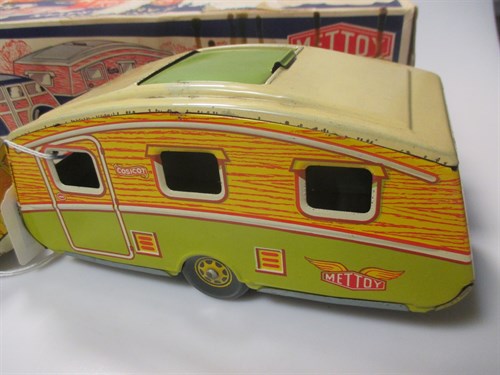 Lot 33 - Tinplate Clockwork Mettoy Saloon Car and Caravan