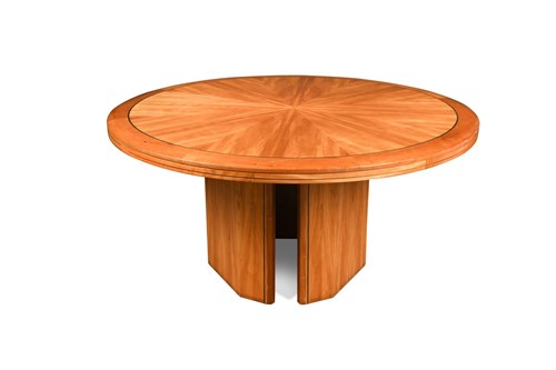 Lot 164 - A contemporary maple wood circular dining or centre table