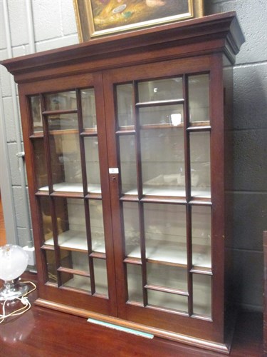 Lot 513 - An Edwardian mahogany glazed cabinet 99 x 85 x...