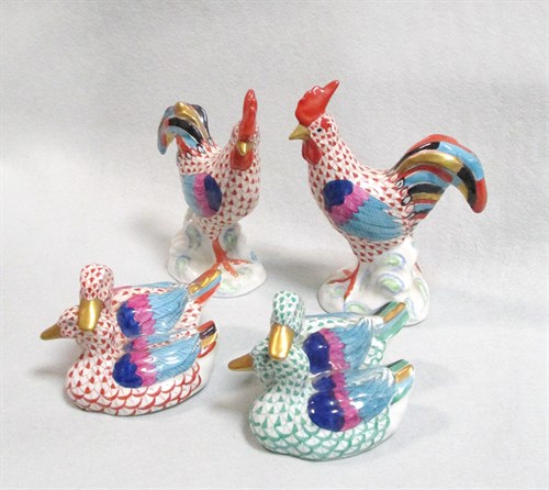 Lot 31 - A pair of Herend porcelain models of roosters