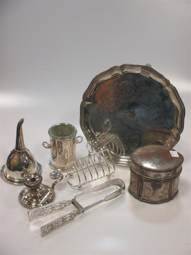 Lot 245 - An Elkington plated salver, a silver plated...