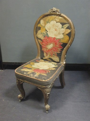 Lot 507 - A Victorian gilt framed nursing chair with...
