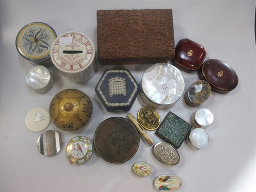 Lot 135 - An 18th century French papier mache snuff box...