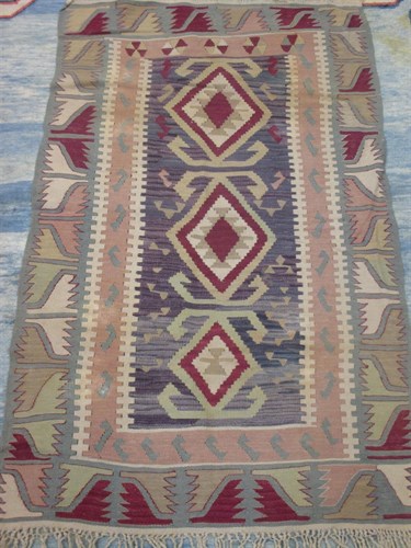Lot 579 - An Anatolian Turkish Kilim, 155 x 90cm