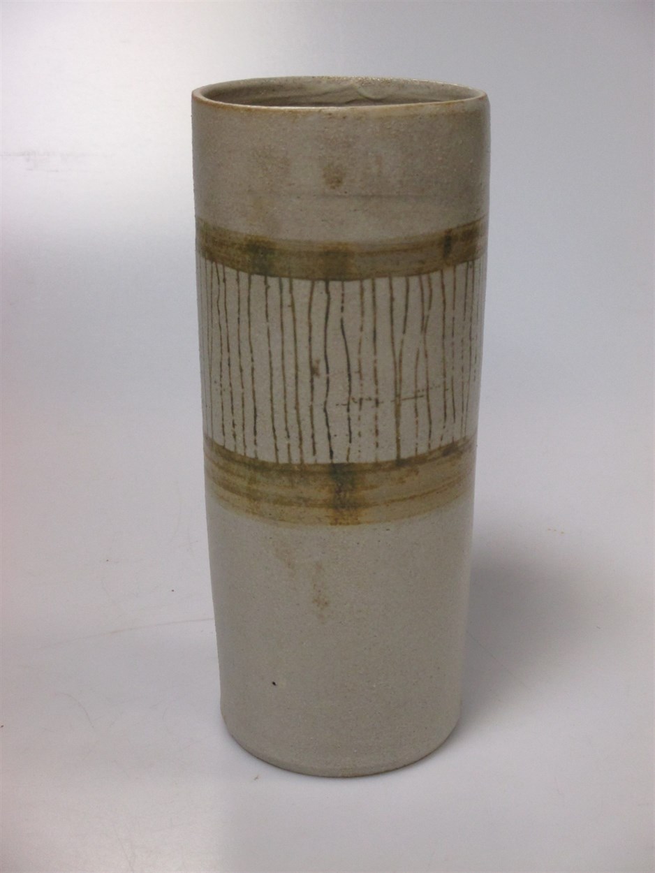 Lot 6 - An Eileen Lewenstein ceramic cylindrical vase,