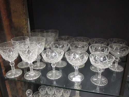 Lot 65 - An extensive Edwardian cut glass suite of...
