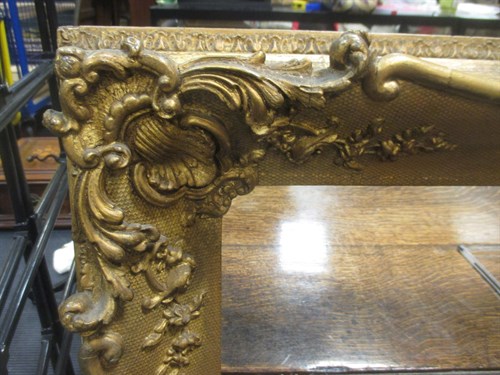 Lot 383 - A Victorian gilt gesso picture frame, sight...