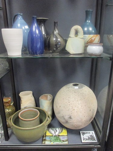 Lot 77 - Victor Knibbs, a large studio pottery vase,...