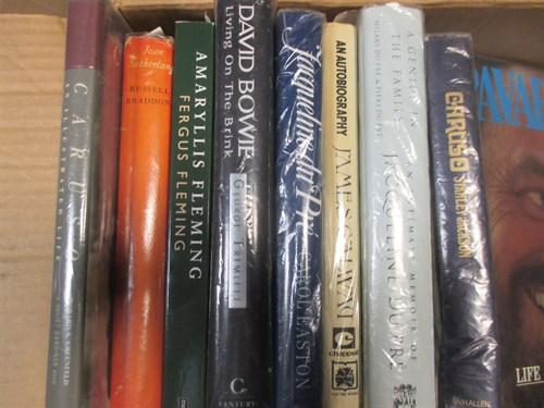 Lot 571 - A large collection of books on music theatre,...