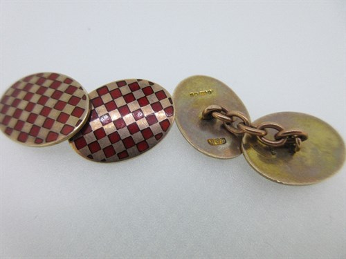 Lot 246 - A pair of 9ct gold and enamel cufflinks by Cropp & Farr