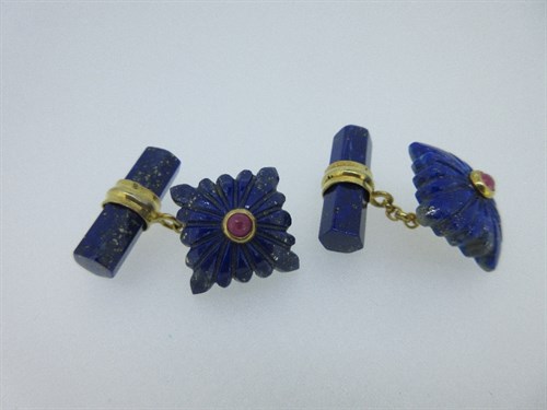 Lot 308 - A pair of lapis lazuli and ruby cufflinks