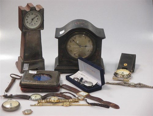 Lot 89 - A large Edwardian silver plated and blue...