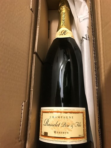 Lot 68 - Champagne Brut NV, Rasselet Pere et Fils, a...
