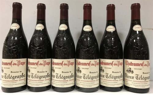 Lot 52 - Chateauneuf du Pape, Domaine du Vieux...