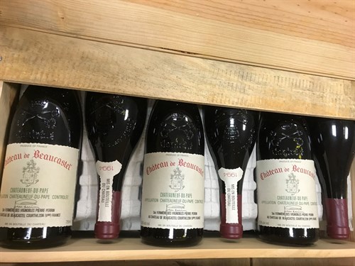 Lot 55 - Chateauneuf du Pape, Chateau de Beaucastel...