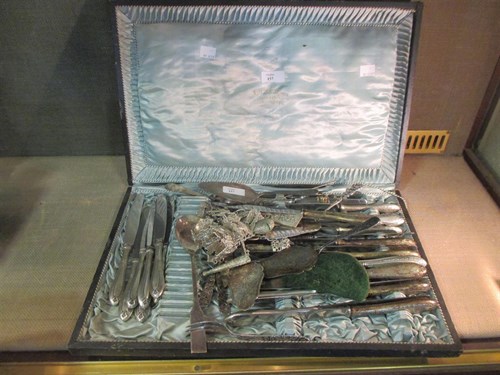 Lot 157 - A quantity of continental silver handled cutlery