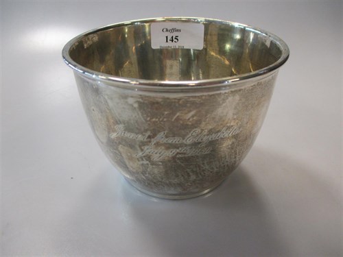 Lot 145 - A Mappin & Webb silver bowl, 6.5ozt