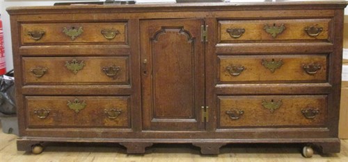 Lot 406 - A George III oak dresser base, 91 x 185 x 57cm
