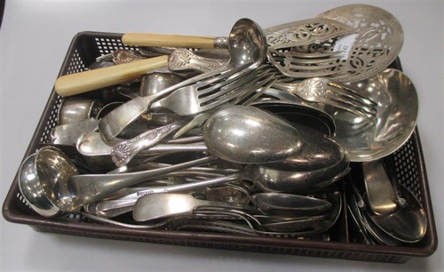 Lot 142 - A quantity of silver and plated wares to...