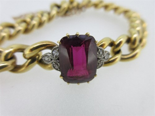 Lot 377 - A garnet and diamond set bracelet
