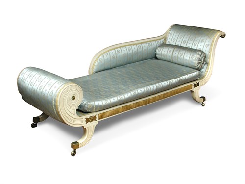 Lot 390 - A Regency painted chaise longue