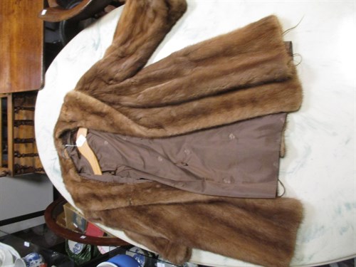 Lot 113 - A mink fur coat