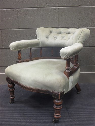 Lot 413 - A late Victorian upholstered tub chair...