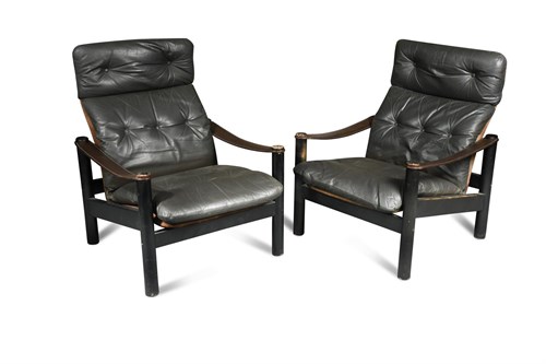 Lot 136 - A pair of Danish leather lounge chairs