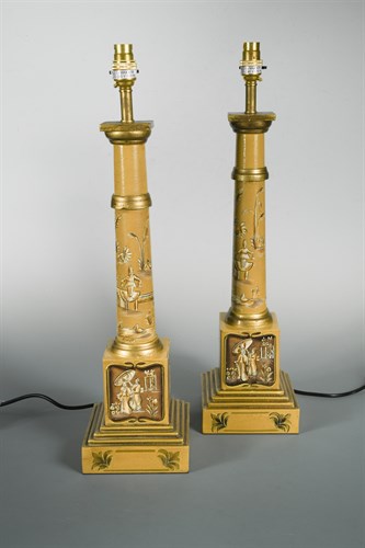 Lot 200 - A pair of modern toleware column table lamps