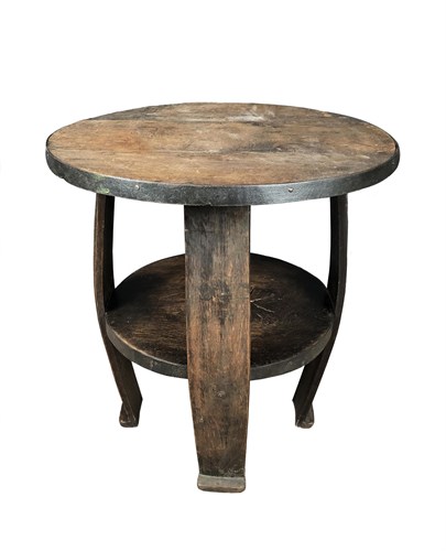 Lot 101 - An Arts and Crafts oak table