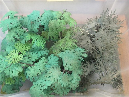 Lot 54 - Dorset Models, trees, stone walling, hedges,...