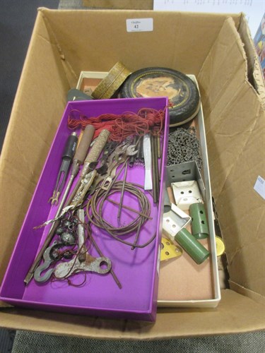 Lot 42 - Meccano 3x Red No.1 Clockwork motors; Meccano...