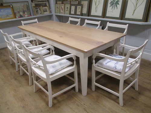 Lot 429 - A modern painted and stripped oak kitchen...